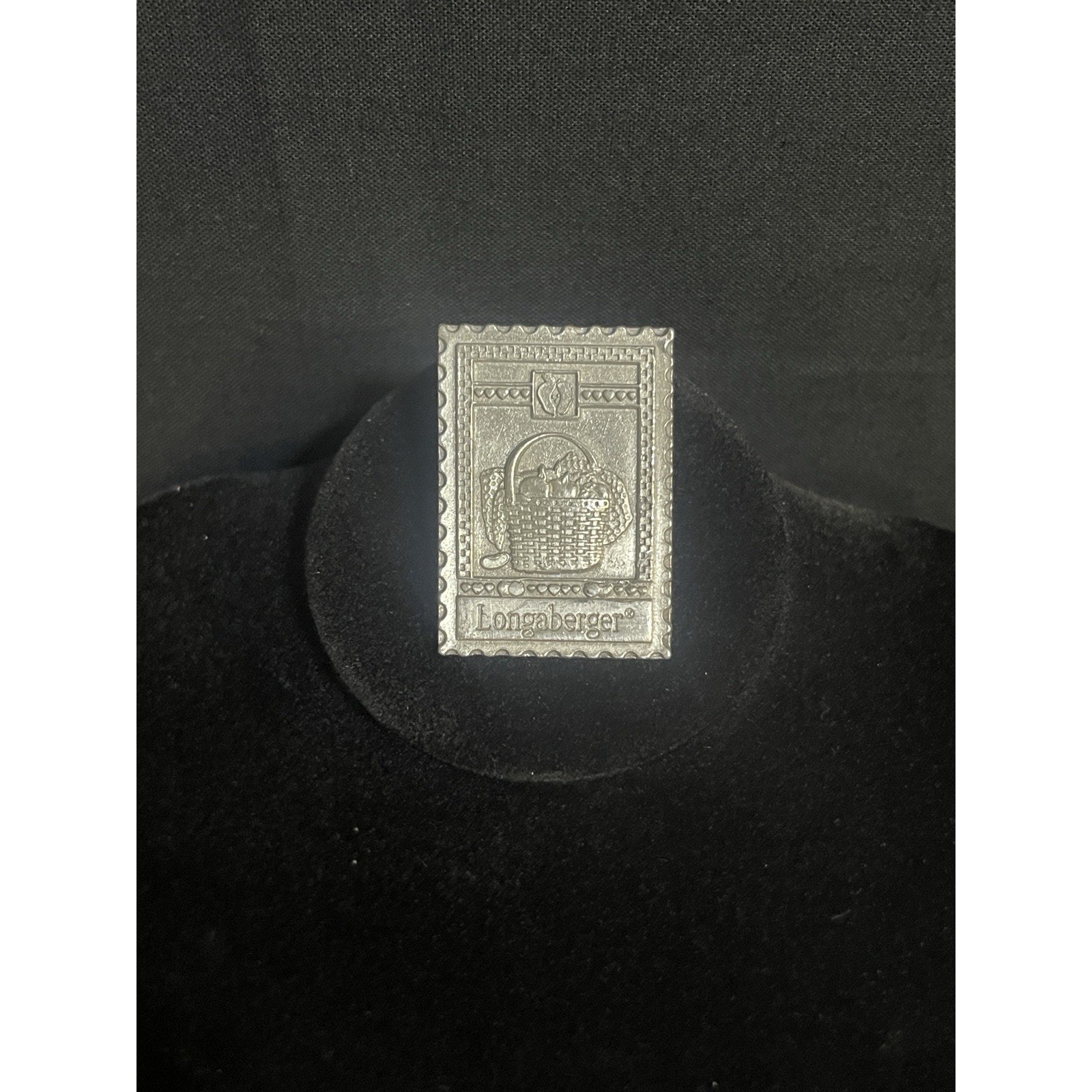 Longaberger Basket Pin Back Lapel Hat Fine Pewter Retired Lindsay Claire
